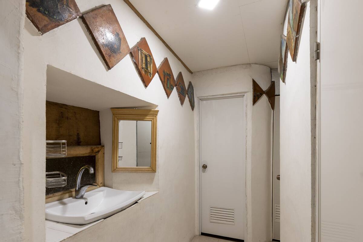 Bany | Dutxa, articles de tocador gratuïts, bidet i tovalloles