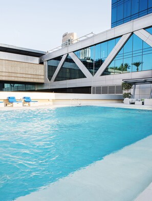 Elite Apartment, 2 Bedrooms, City View | Outdoor pool - Dream Inn 48 Burj Gate Skyline View (Dubai)