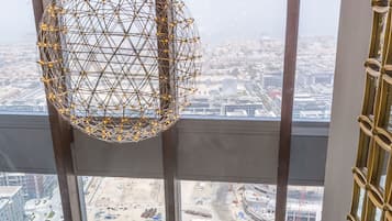 Duplex executivo, 5 quartos, vista para a cidade, na torre | Roupas de cama premium, camas com colchões pillow-top