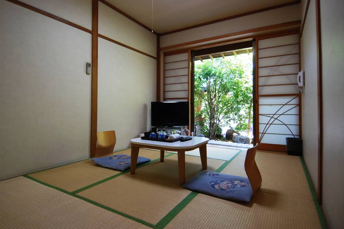 Traditionelt værelse (Japanese Style for 2) | Pengeskab på værelset