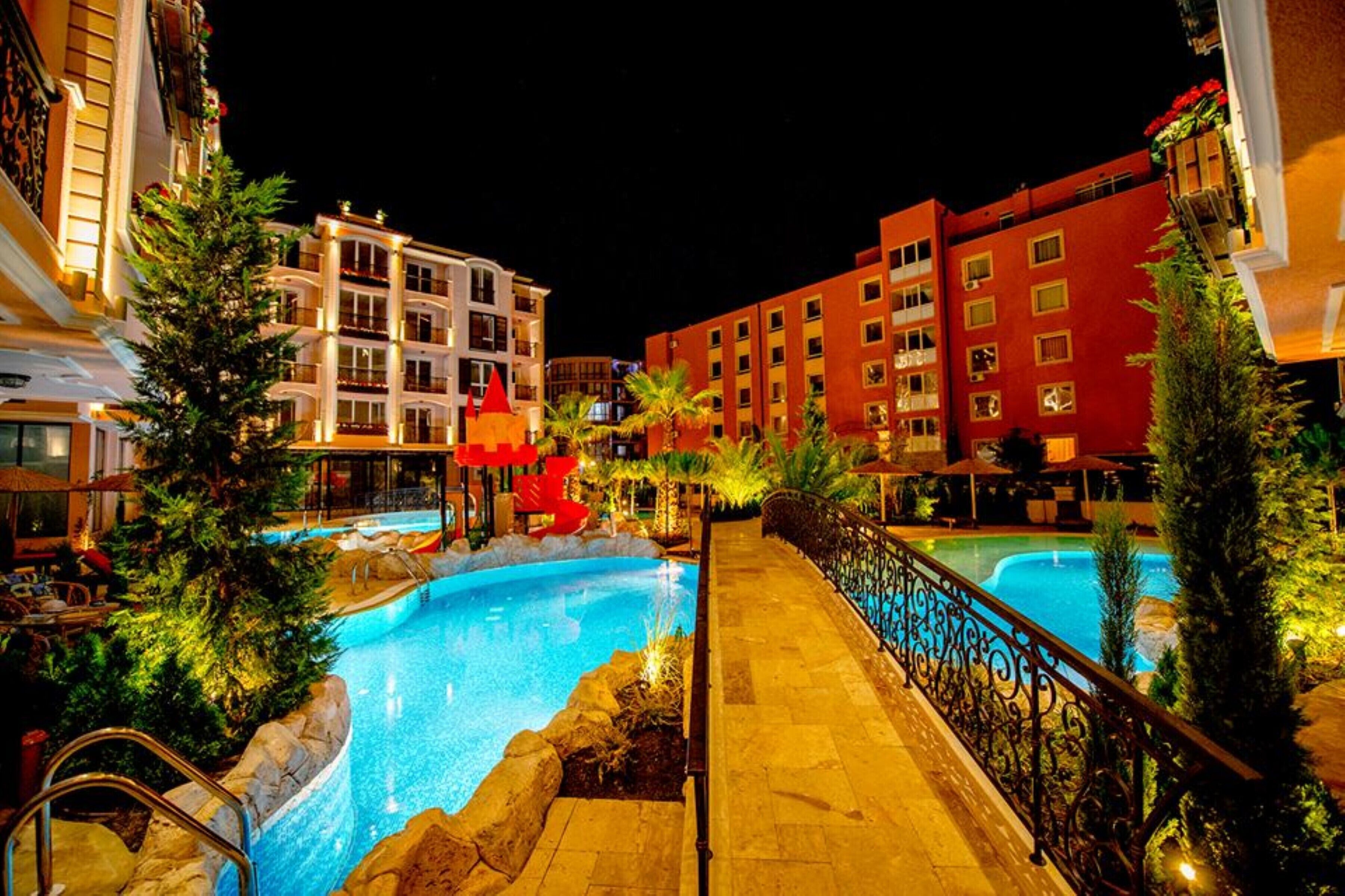 Piscina externa sazonal