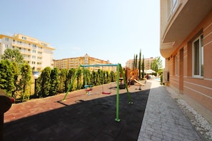 Children's play area - outdoor