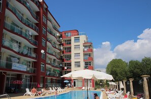 Exterior - Menada Global Ville Apartments (Sunny Beach)