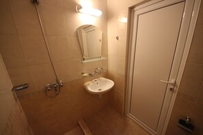 Apartment | Badezimmer