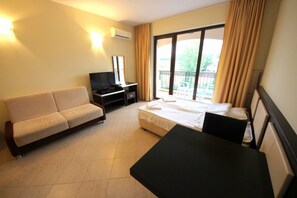 Free WiFi, bed sheets - Menada Nestinarka Apartments (Tsarevo)