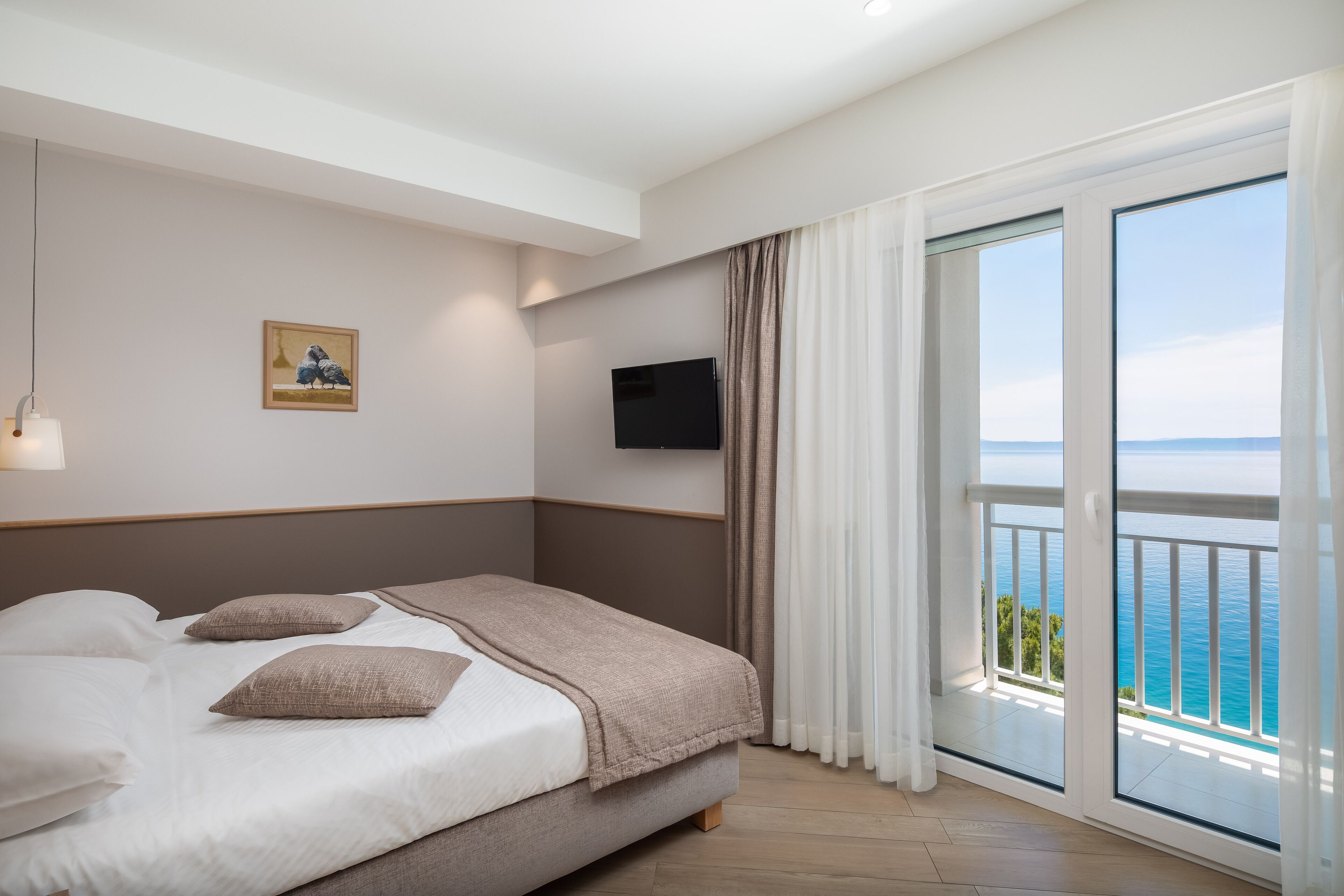 superior apartment, 2 bedrooms, balcony, sea view | 1 bedroom, hypo-allergenic bedding, in-room safe, desk