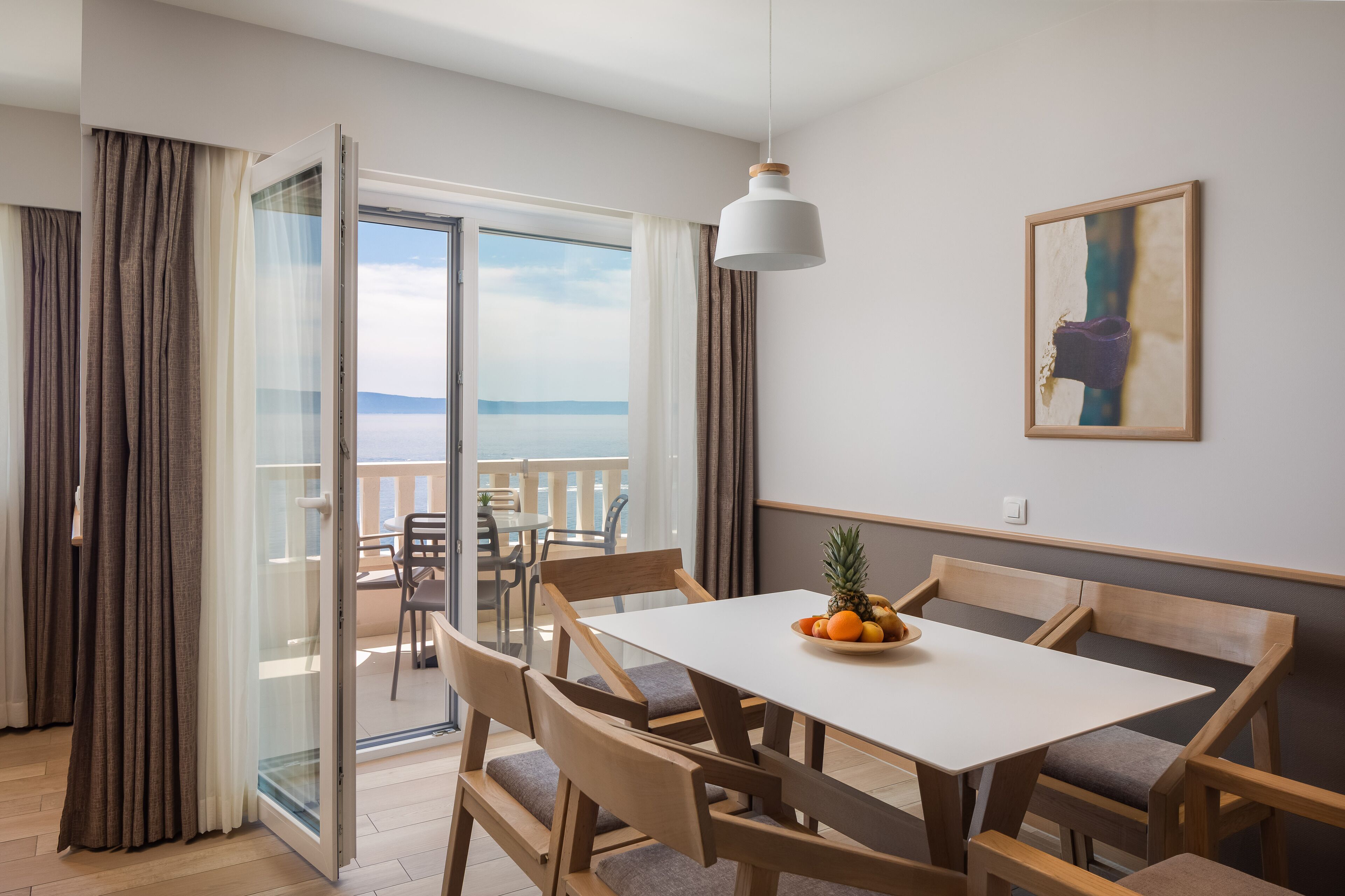 superior apartment, 2 bedrooms, balcony, sea view | living area | lcd tv