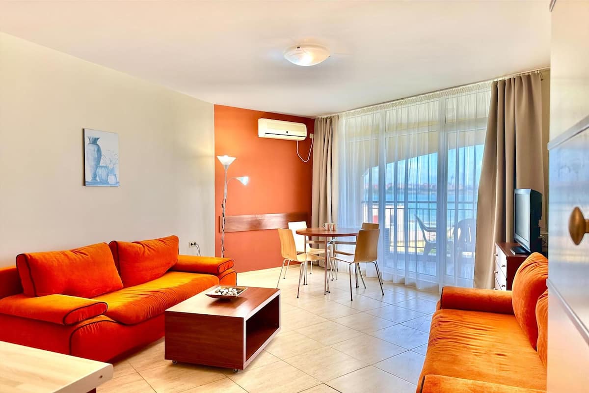 Standard Studio, Sea View | 1 bedroom, WiFi, bed sheets