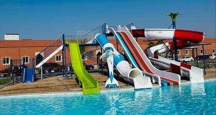 Hotel & Resort Golden Marina Yanbu ÙÙŰŻÙ ÙÙ
ÙŰȘŰŹŰč ŰŹÙÙŰŻÙ Ù
ۧ۱ÙÙۧ ÙÙŰšŰč ۄۯۧ۱۩ ÙŰȘŰŽŰșÙÙ ŰŽŰ±ÙŰ© Ù
ÙŰȘŰŹŰč ۧÙÙ
Ű±ŰłÙ Ű§Ù۰ÙŰšÙ