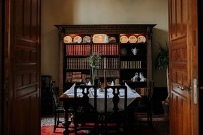 Breakfast, lunch, dinner served; Scandinavian cuisine  - Teleborgs Slott (Växjö)