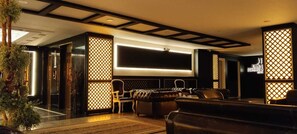 Quầy tiếp tân