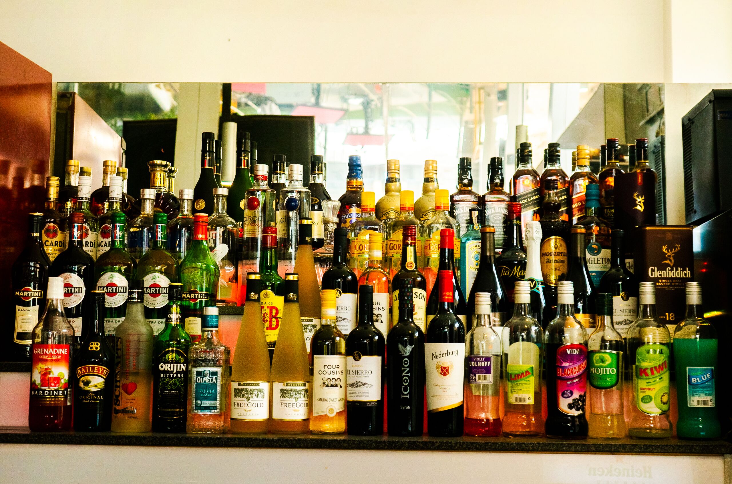 lunch and dinner served, local and international cuisine