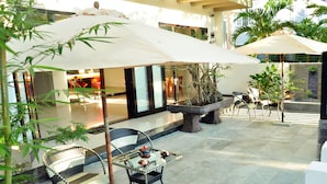 Terrace/patio - Bi's House Homestay (Da Nang)