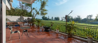Bi's House Homestay