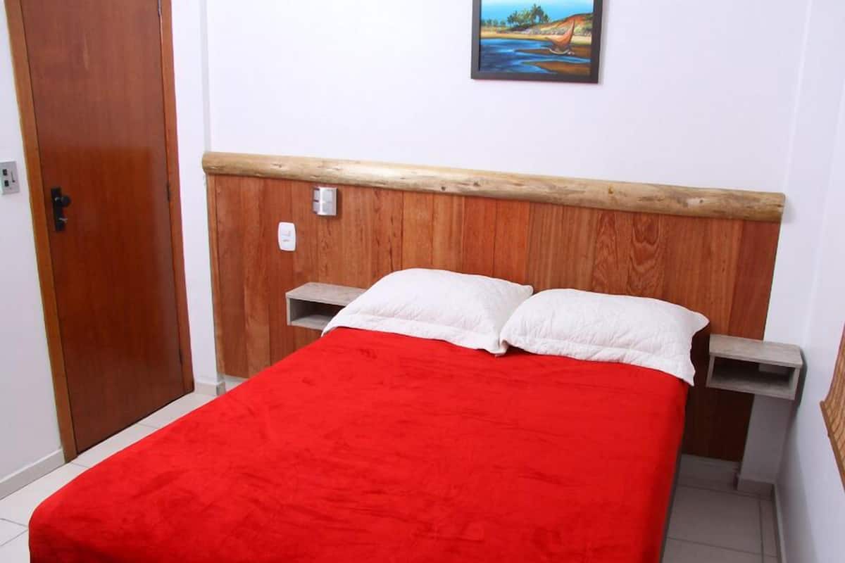 Apartment, 1 Bedroom, Balcony (Fachada) | Blackout drapes, cribs (free), WiFi (free)