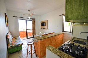 Apartment, 2 Schlafzimmer | Eigene Küche | Kühlschrank, Mikrowelle, Ofen, Herdplatte