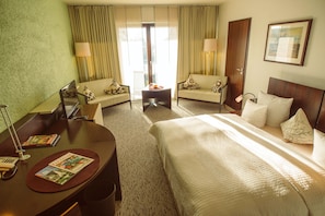 1 bedroom, minibar, in-room safe, desk