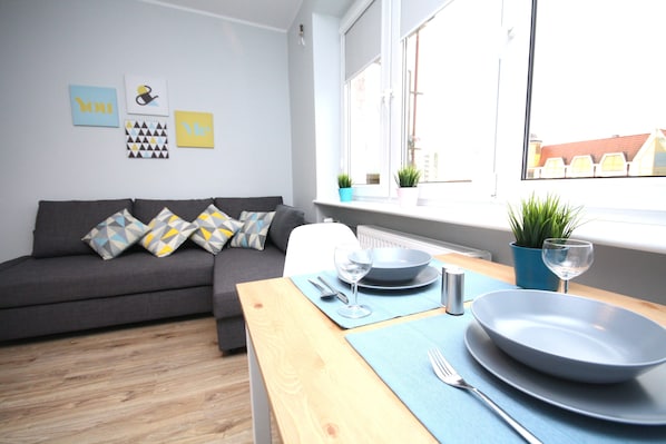 Studio – city | Oppholdsområde | Flatskjerm-TV