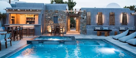 Seasonal outdoor pool