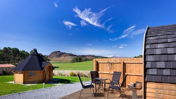 Deluxe Chalet, 1 Bedroom, Kitchen, Mountain View | Terrace/patio