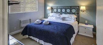 May-Dee Suites
