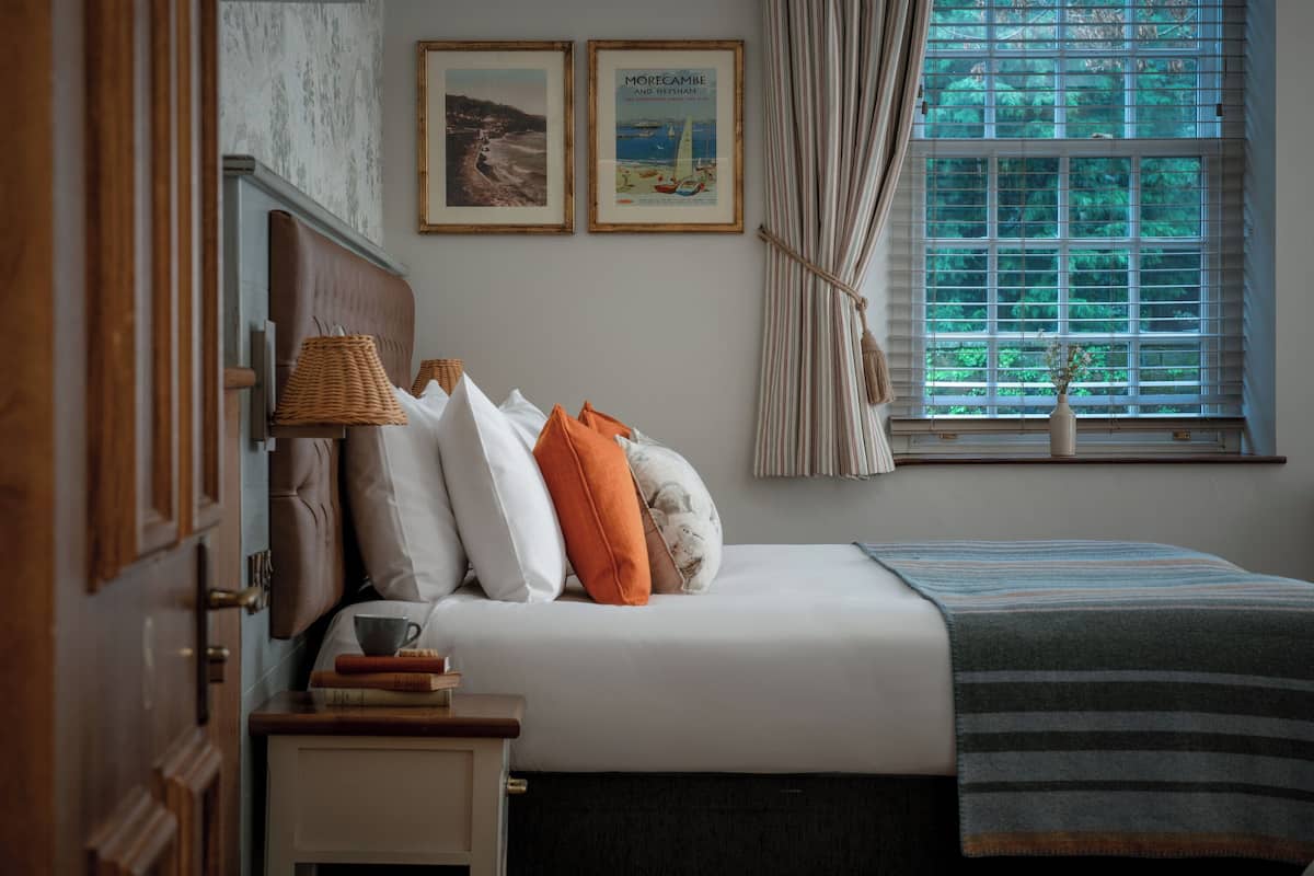 classic double room | 1 bedroom, desk, free wifi