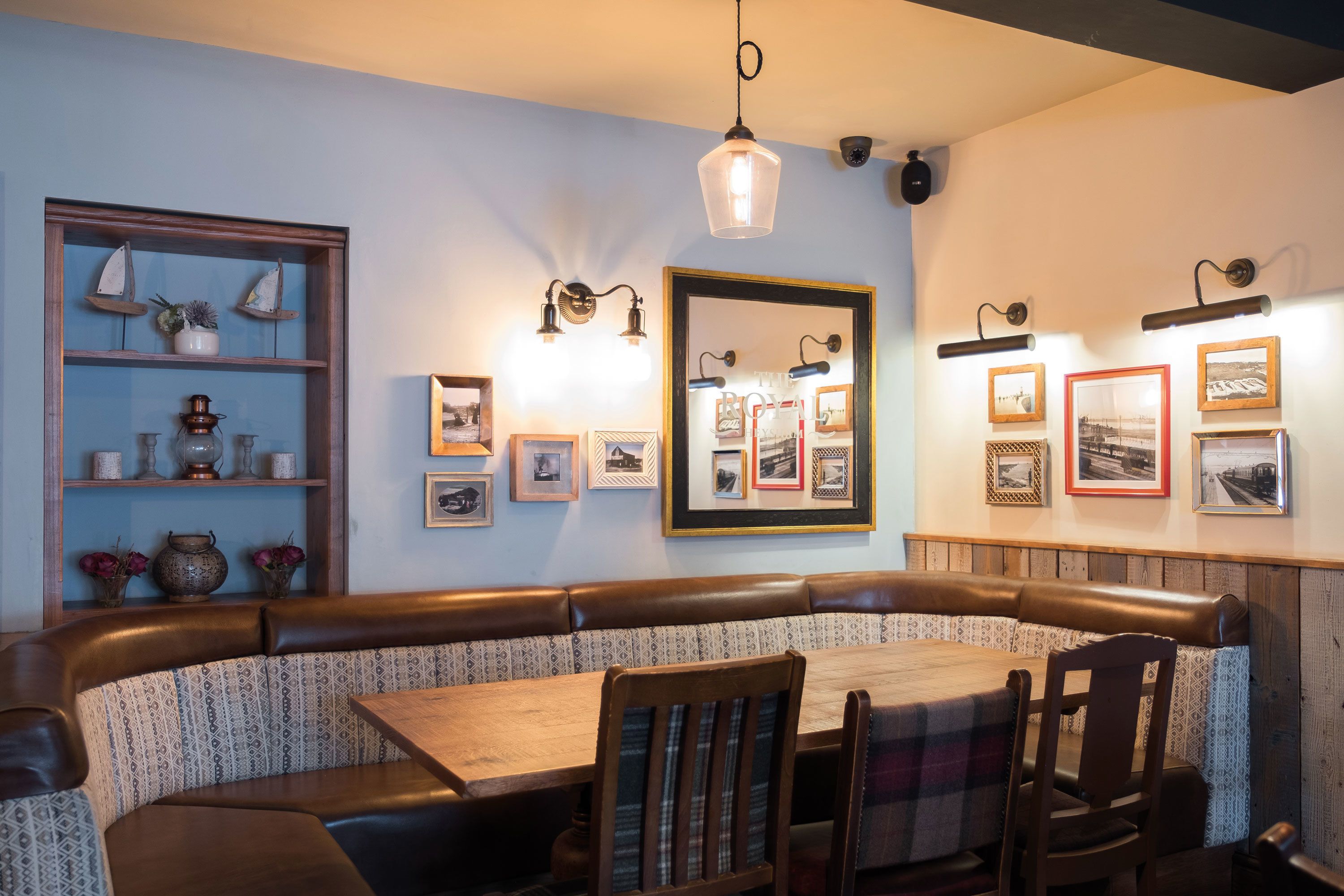 breakfast, lunch, dinner served; local cuisine