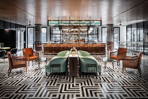 2 bars/lounges - The Maven Hotel at Dairy Block (Denver)