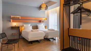 Camera Deluxe, 2 letti singoli | Biancheria da letto di alta qualità, materassi Select Comfort