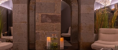 Couples treatment room(s), sauna, massages