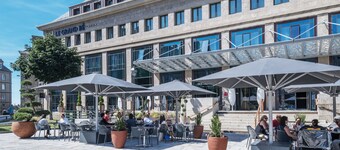 ゴールデン チューリップ サン マロ - ル グラン ベ