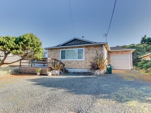 Departamento, 3 habitaciones | Vista frontal de la propiedad