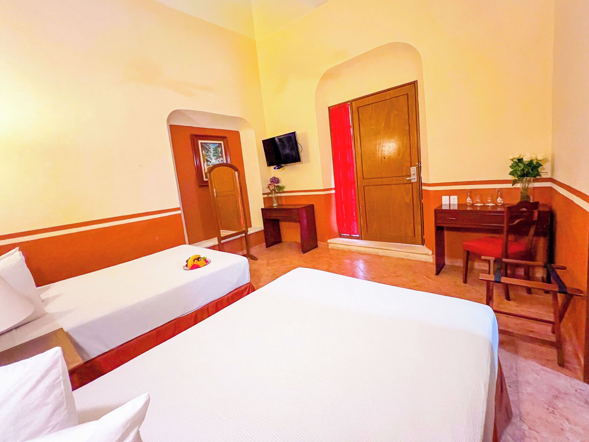 Desk, free WiFi, bed sheets