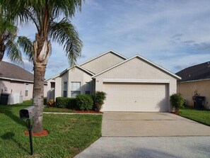 Porch - Orlando Vacation Homes (Davenport)