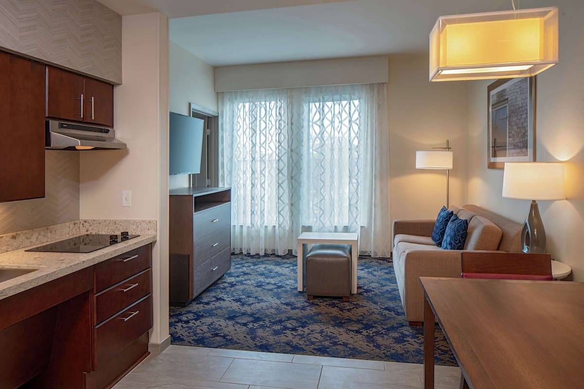 50-inch tv with cable channels