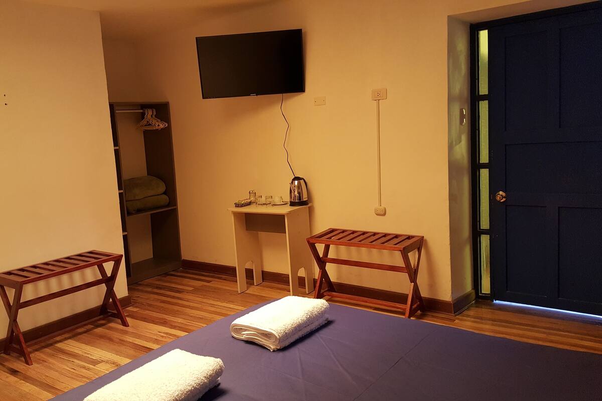 Desk, iron/ironing board, rollaway beds, free WiFi