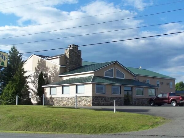 Gateway Inn - Maine