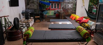 Zebulo Hostel