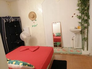 Basic Double Room - Zebulo Hostel (Panama City)