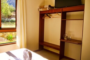 Familien-Dreibettzimmer | 1 Schlafzimmer, Schreibtisch, laptopgeeigneter Arbeitsplatz