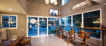 Hoppers Place Donmuang Room