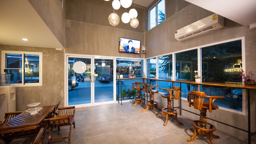 Hoppers Place Donmuang Room