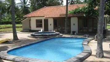 Family Villa, 2 Bedrooms, Sea View | Blackout drapes, iron/ironing board, free WiFi, bed sheets