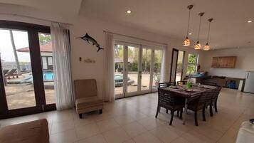 Family Villa, 2 Bedrooms, Sea View | In-room dining