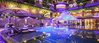 The Crystal Luxury Bay Resort Nusa Dua