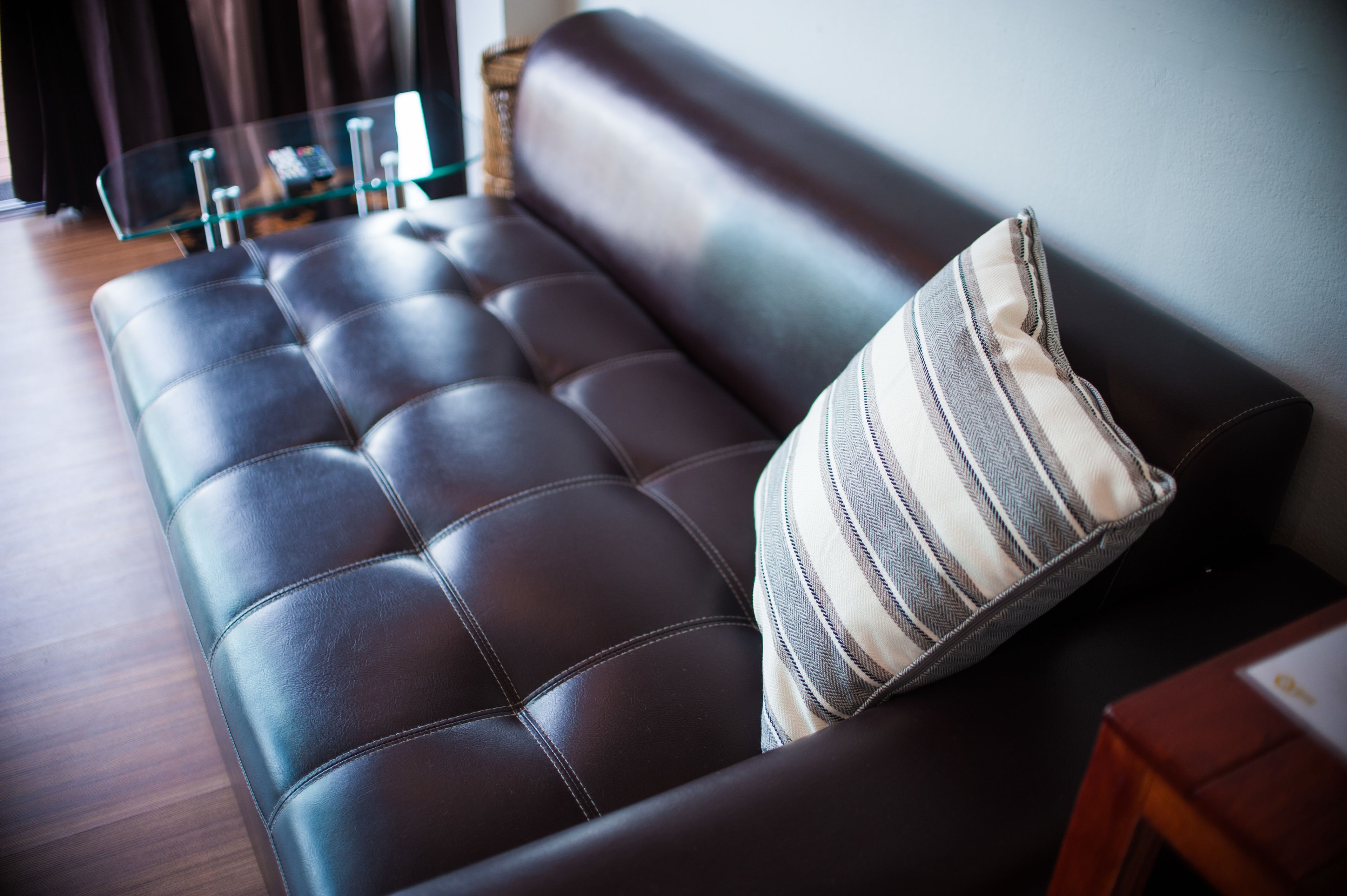 modern cottage  | living area | flat-screen tv