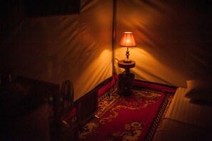 Private Tent - Shared Bathroom | Room amenity