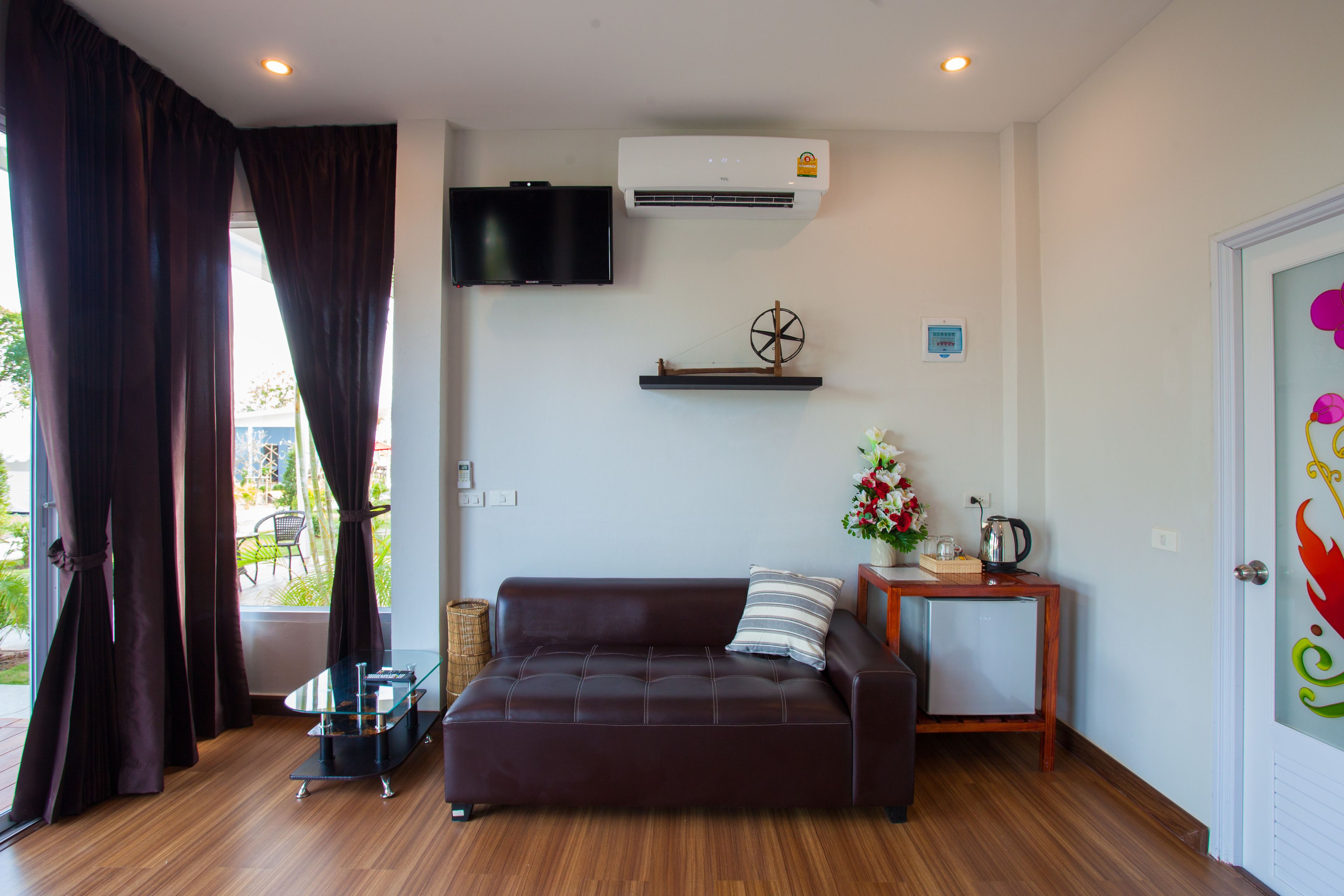 modern cottage  | room amenity