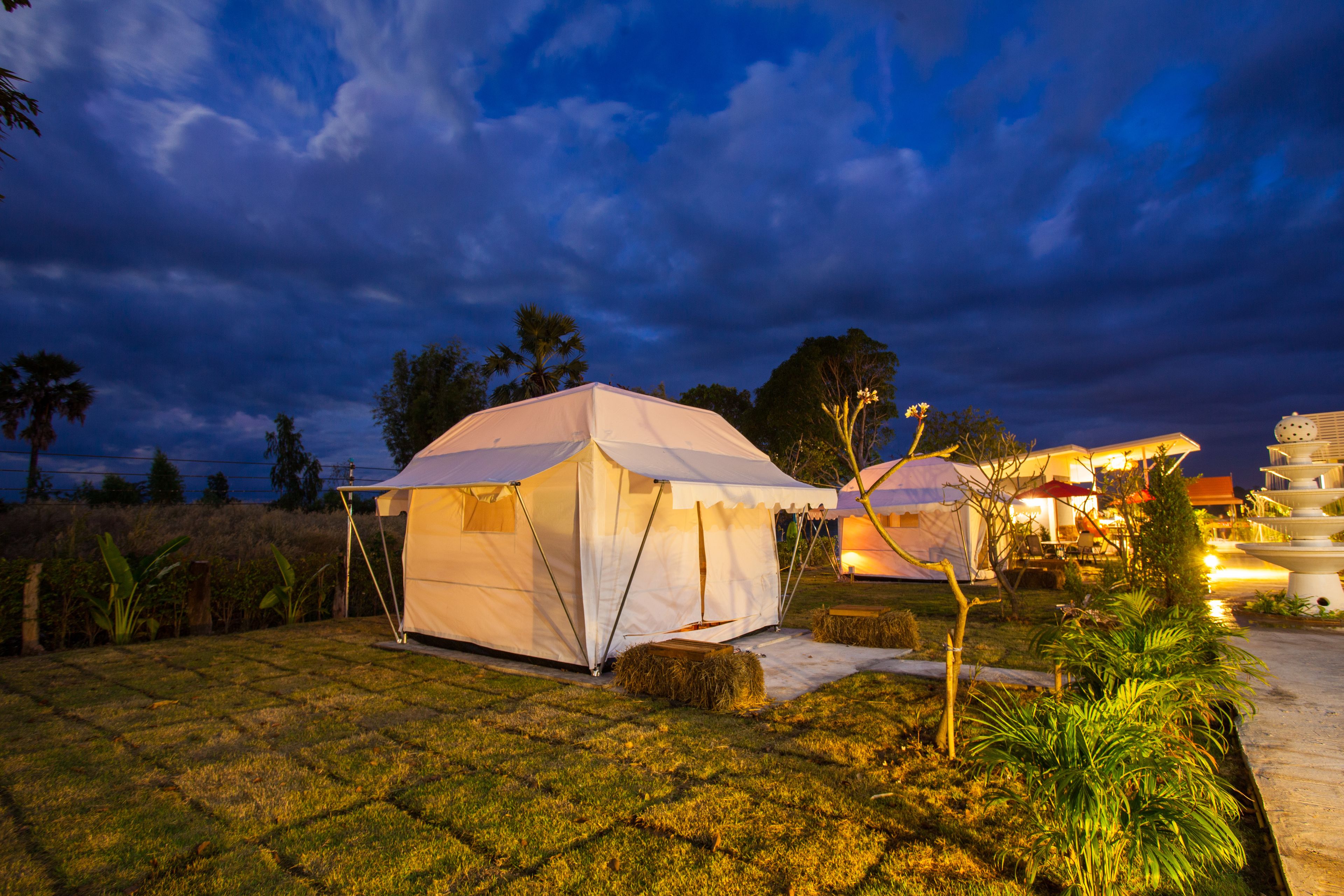 private tent - shared bathroom | minibar, individually decorated, individually furnished