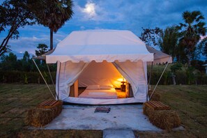 Private Tent - Shared Bathroom | Minibar, individually decorated, individually furnished